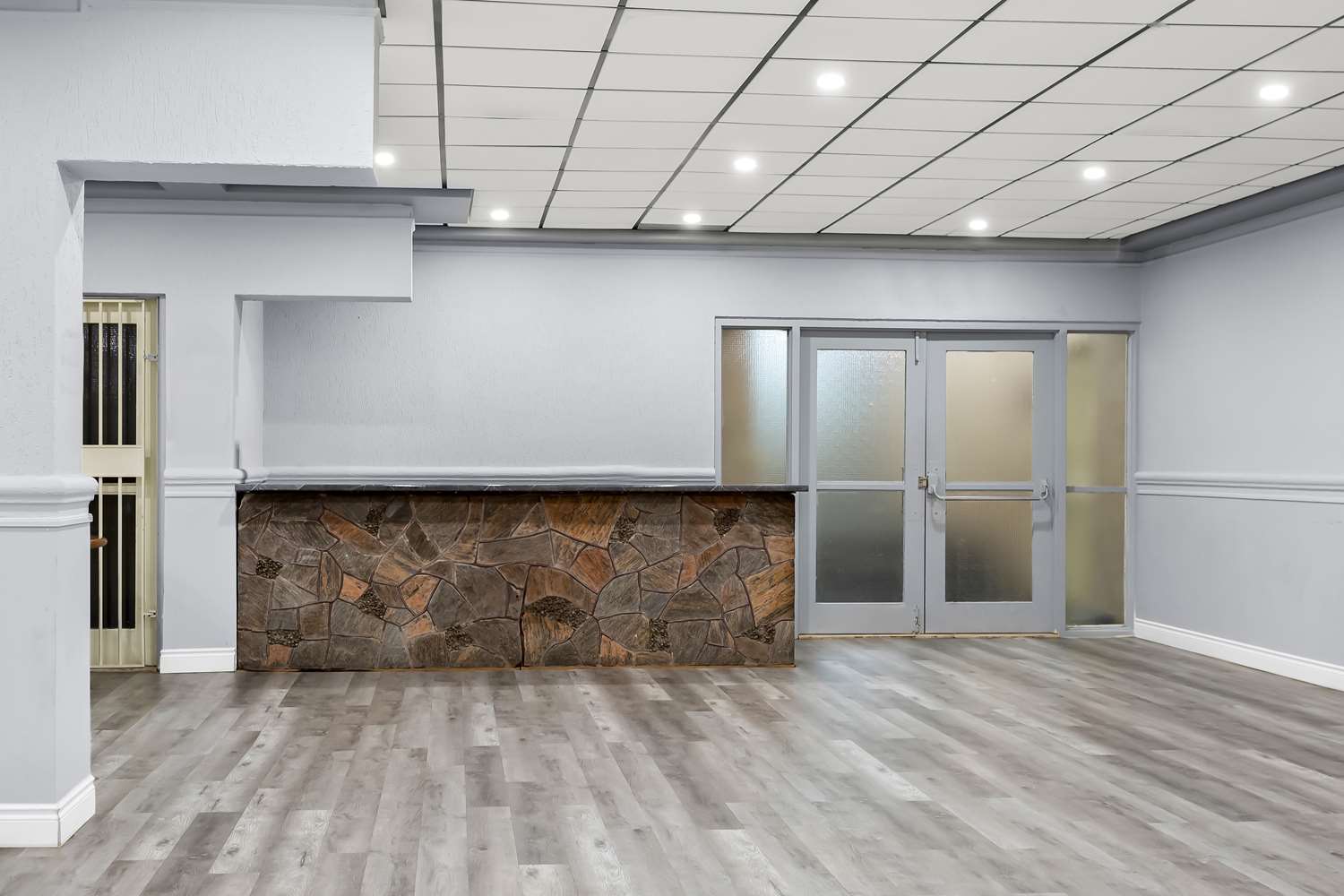 SureStay Plus by Best Western Windsor 5/18