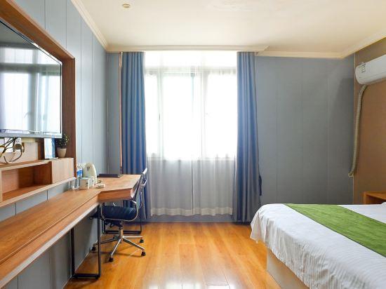 SUPERIOR, DOUBLE BED