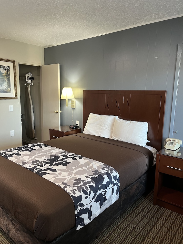 Travelers Inn Eugene University 23/51
