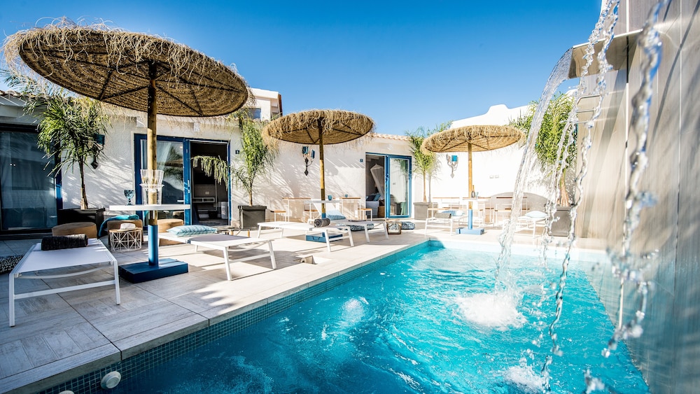 CAPO BLU BOUTIQUE HOTEL 1/62