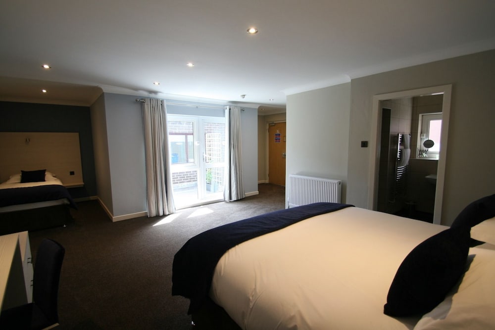 Dalmeny Resort Hotel 17/38