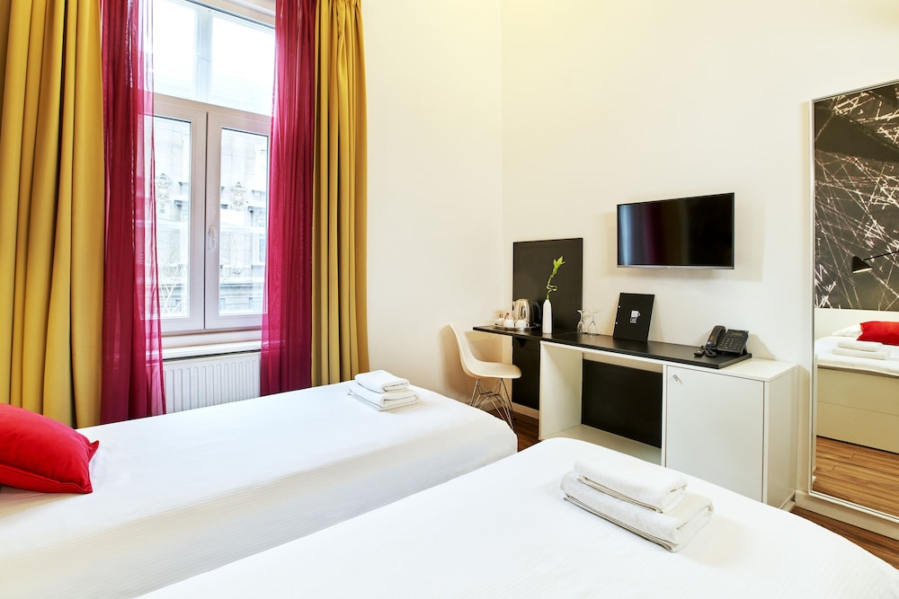 Art Hotel Like 16/59