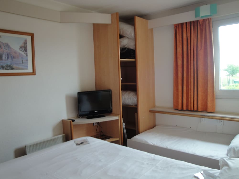 Hotel ibis Auxerre Sud 16/68