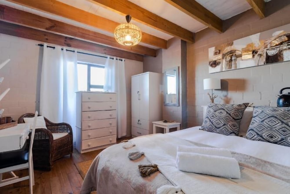 West Coast GuestHouse 4/50
