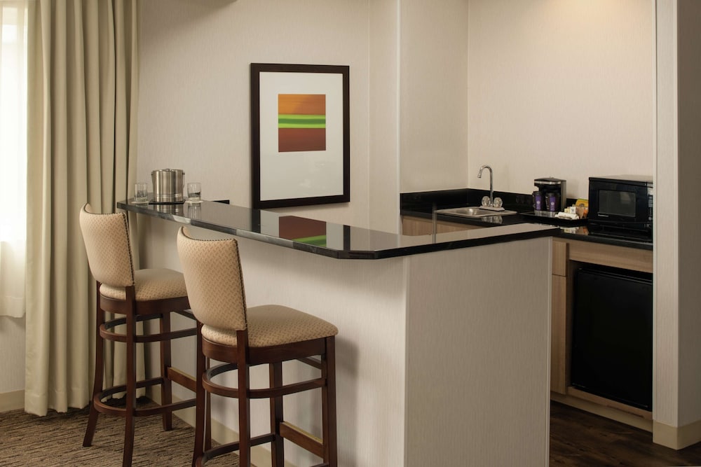 DoubleTree by Hilton Hotel Portland - Tigard 24/28