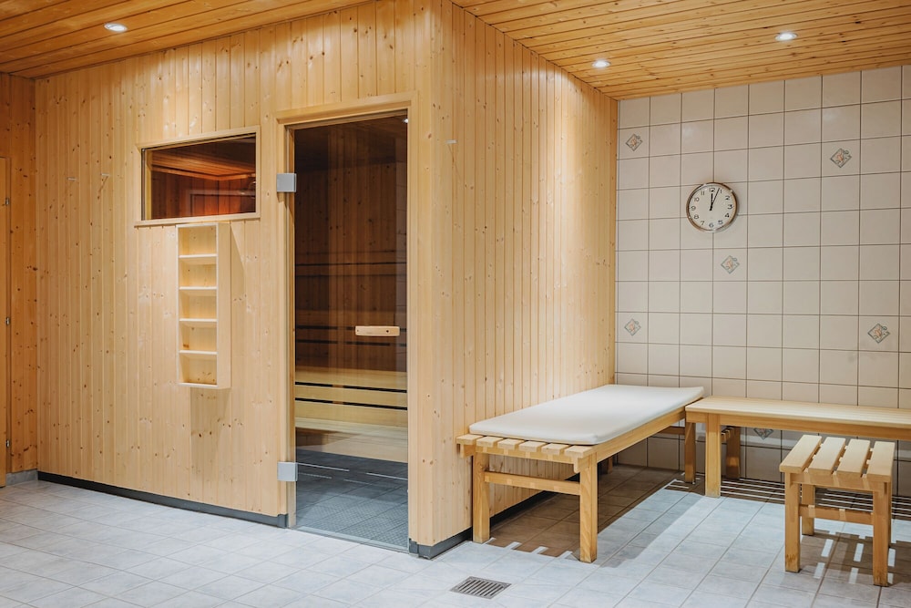 Hotel Hachinger Hof 30/50