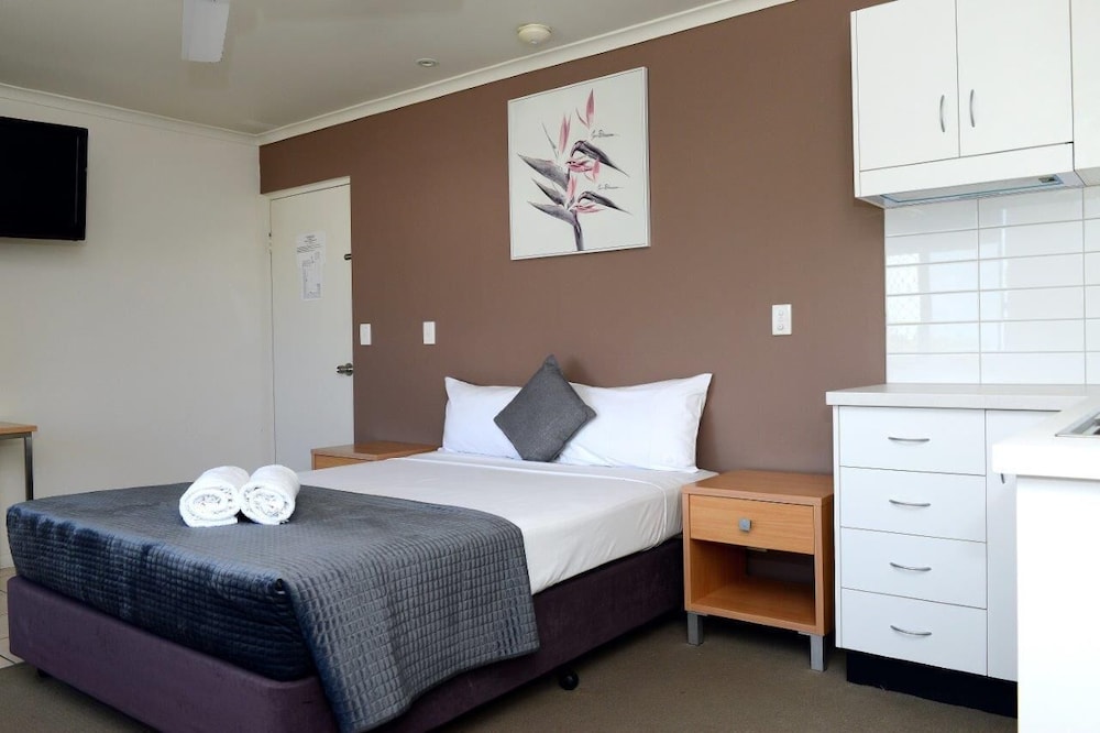 Summit Motel Townsville 12/37