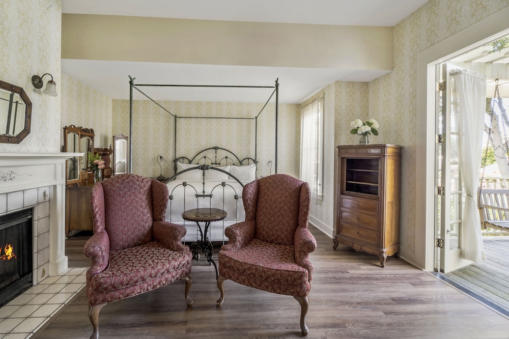 Gosby House Inn A Four Sisters Inn 45/57