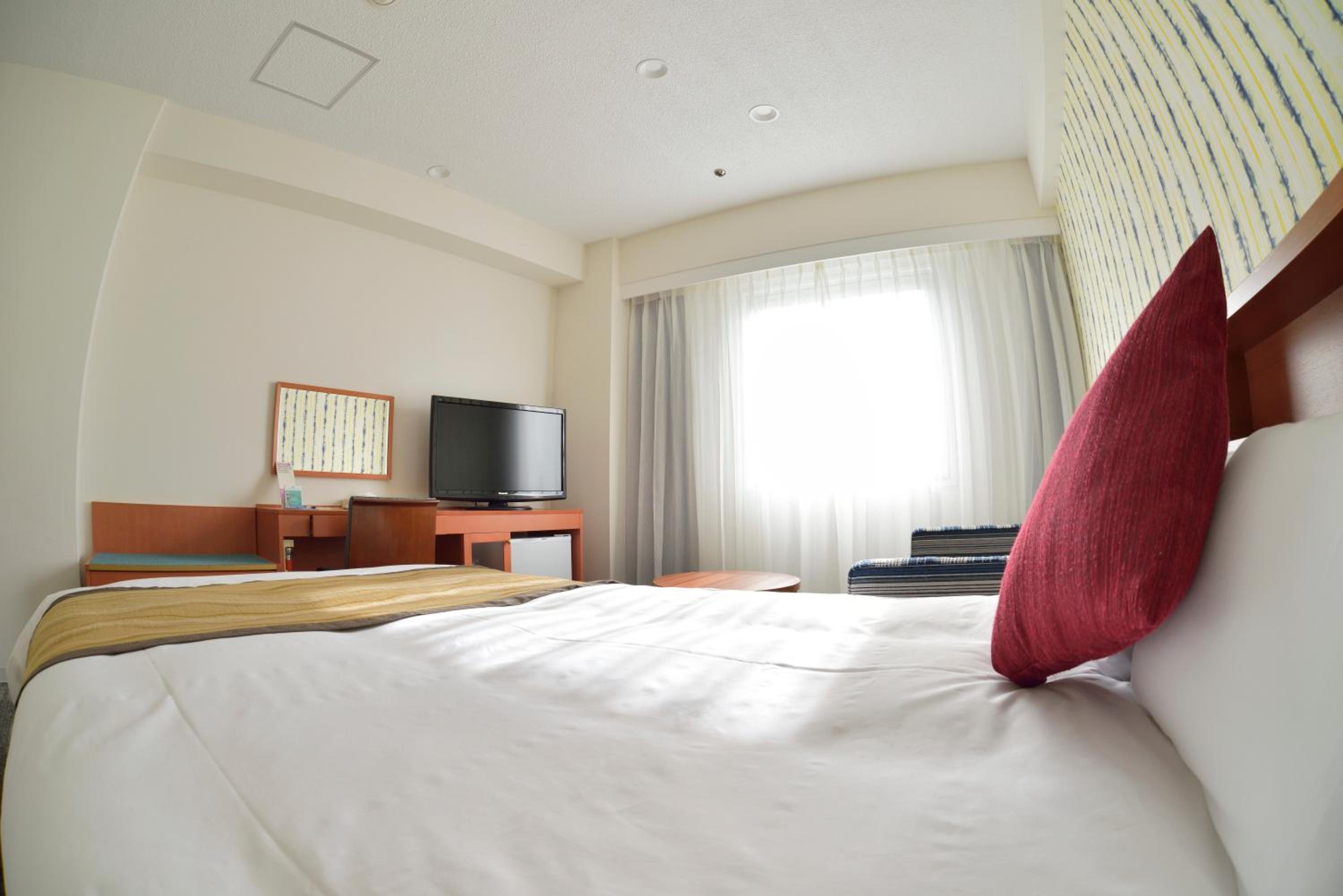 Standard, Twin Beds, East Wing
