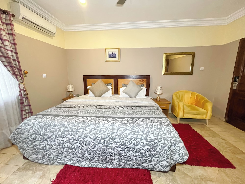 Deluxe, Triple, King Bed, Garden View, Eden Vale Hotel 7/10