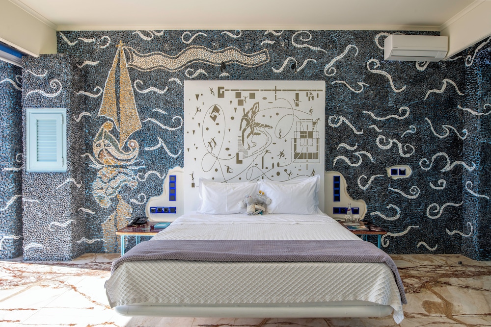 Luxury, King Bed
