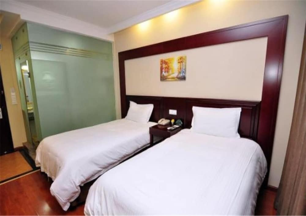GreenTree Inn Kunming Chenggong University City HSR Station Shilin Street Express Hotel 16/57