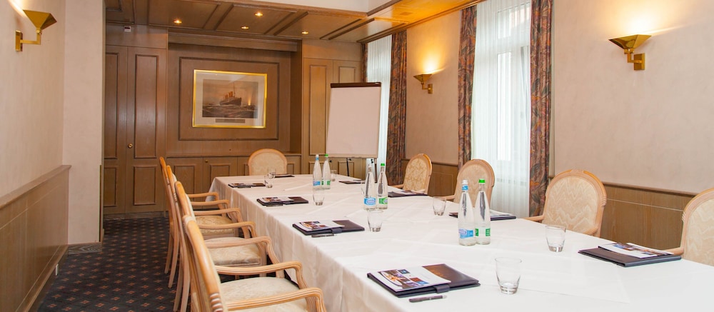Romantik Hotel Beau Rivage 29/42