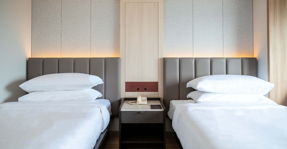 Room, Twin Beds
