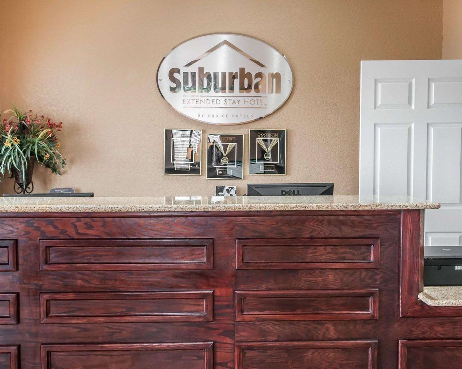 Suburban Studios Alamogordo 2/10
