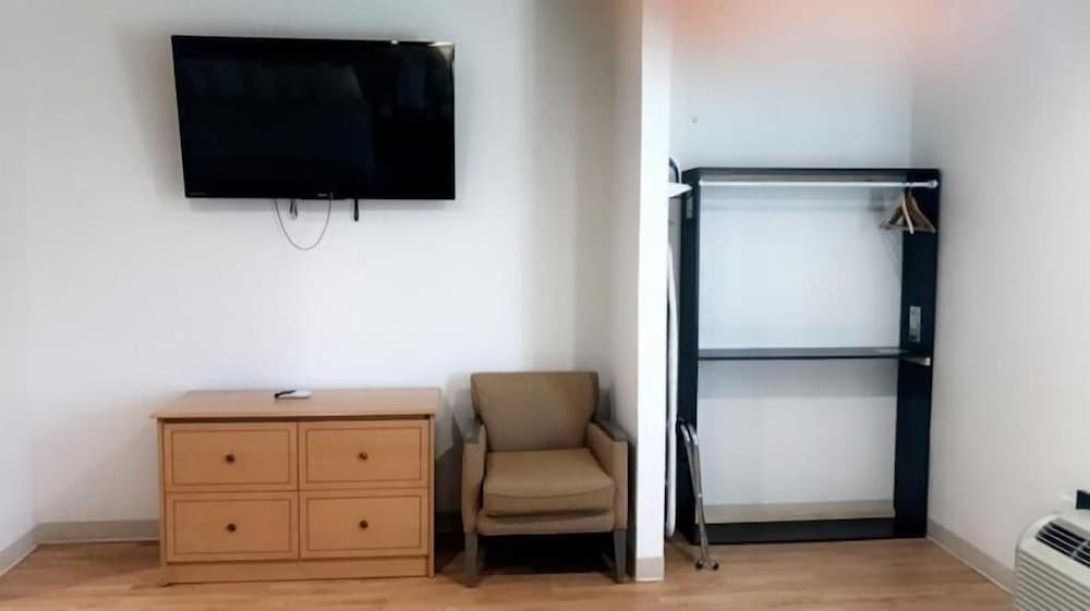 Studio6 Bay City, TX 45/62