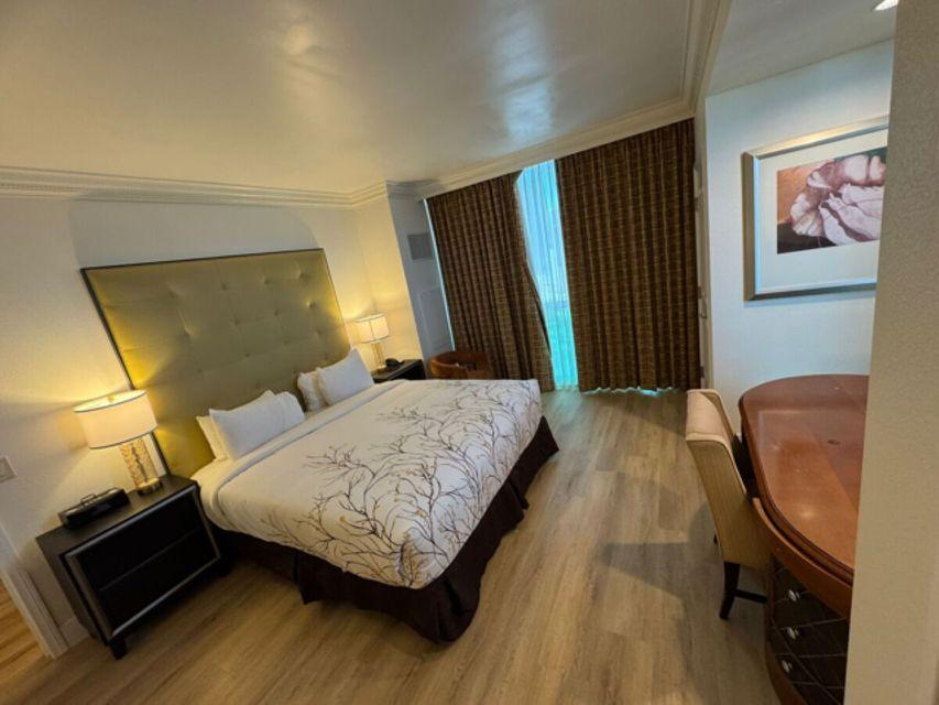1 Bedroom, Premium, Strip View