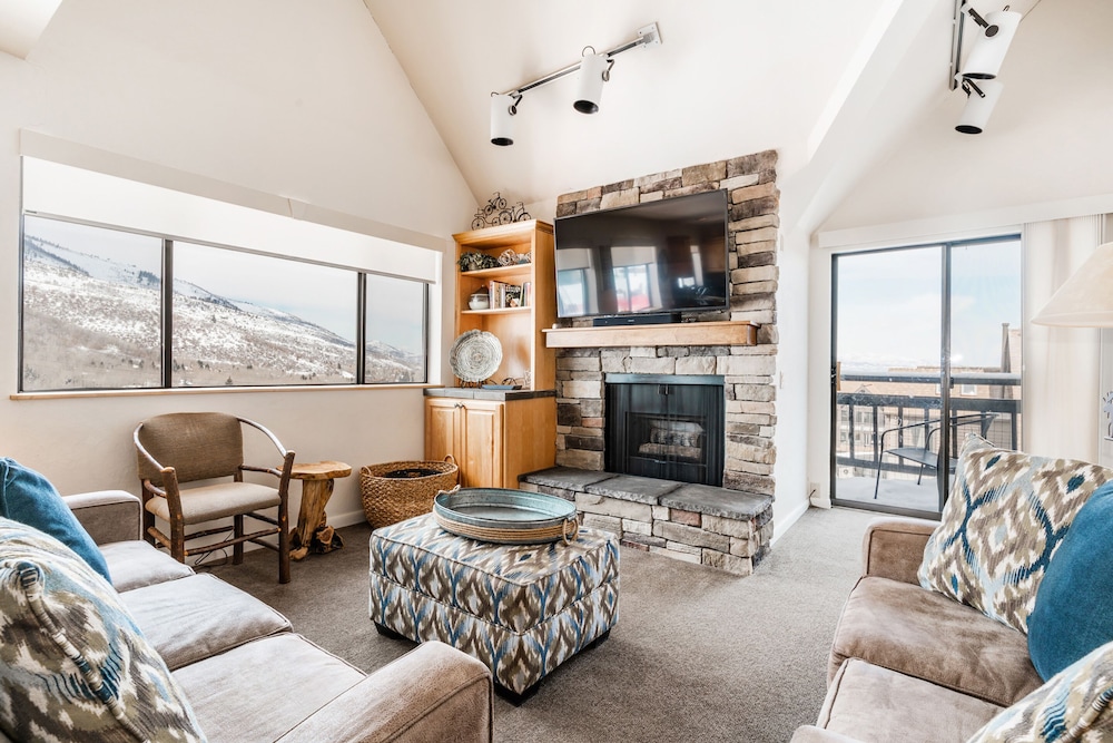 The Loft At Mountain Village By All Seasons Resort Lodging 17/50
