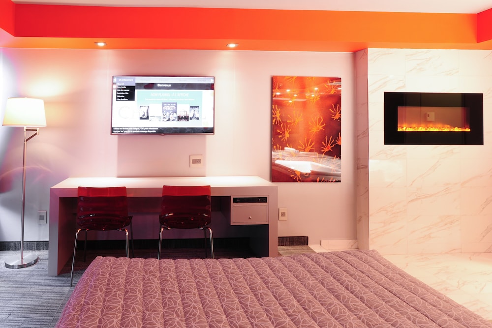 Le Chabrol Hotel Suites 38/72