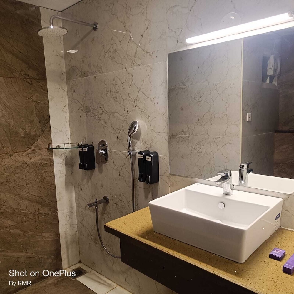 CHRIS HOTEL WHITEFIELD 48/50