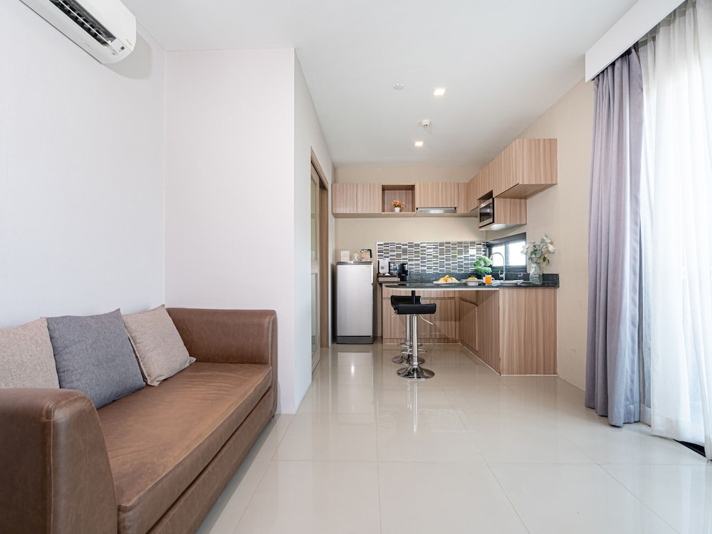 Patong Bay Residence 31/48