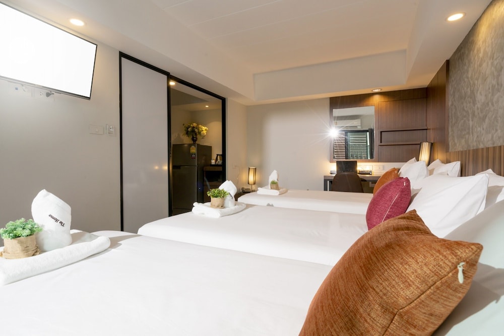 The Home Hotel 22/50