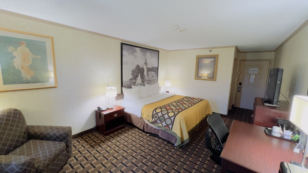 Spark by Hilton Maumee Toledo 14/37