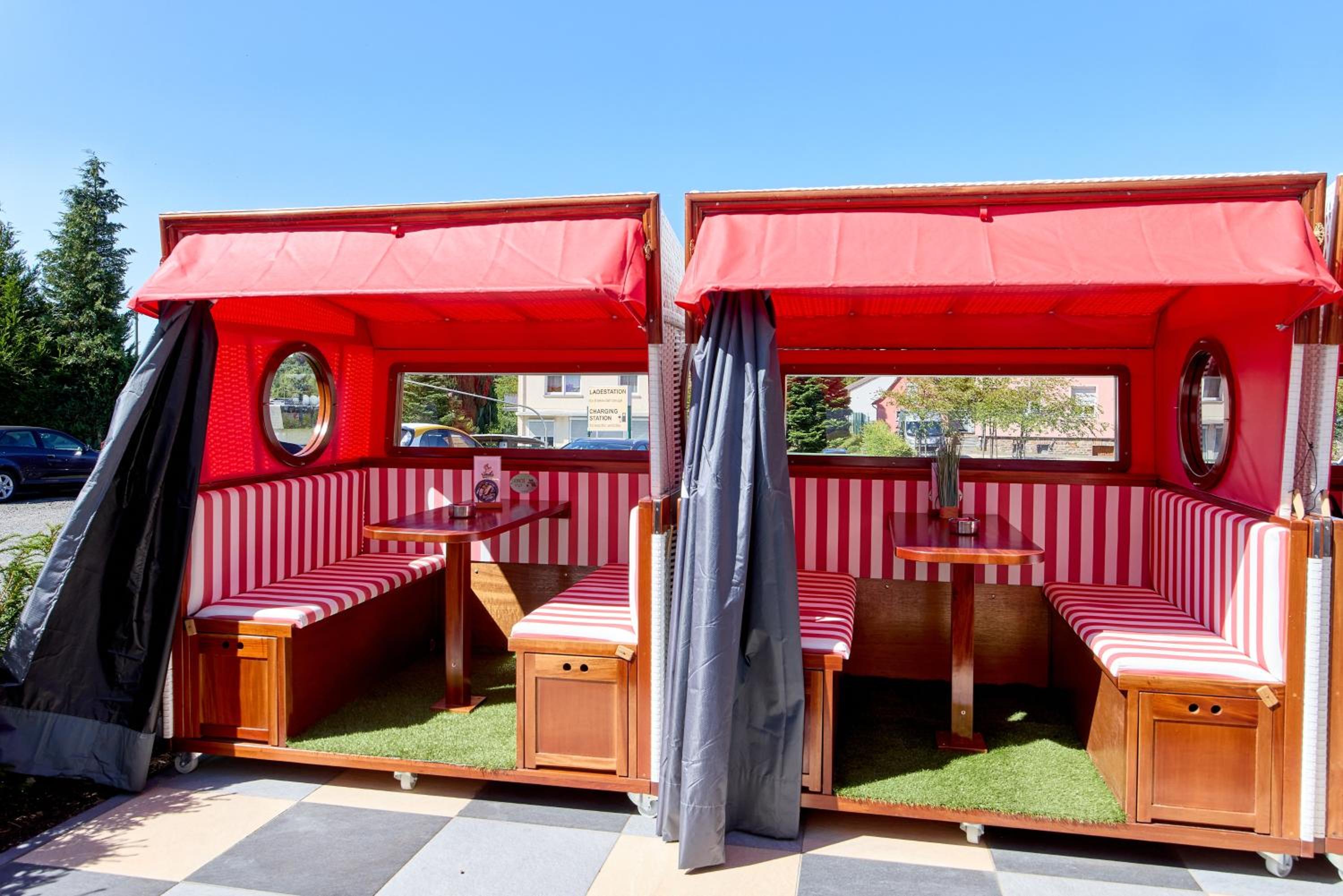 Airport-Hotel Fortuna 4/58