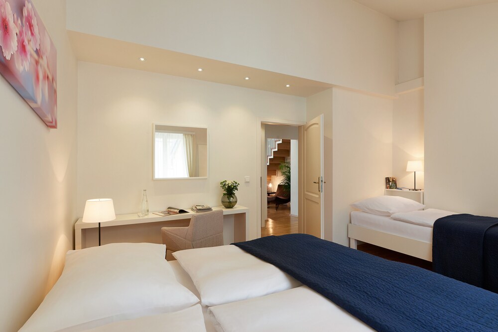 Residence Vocelova 7/44