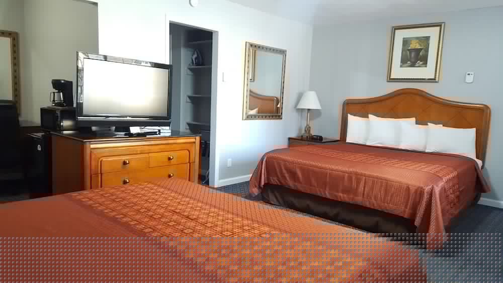 Lake Ridge Hotel 10/52