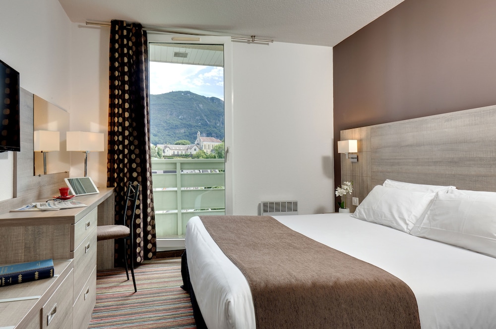 Hotel Beau Site 5/32