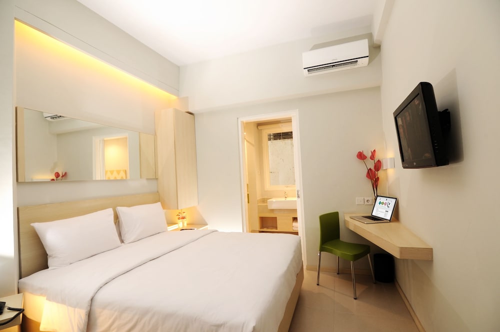 Cleo Hotel Basuki Rahmat 12/46