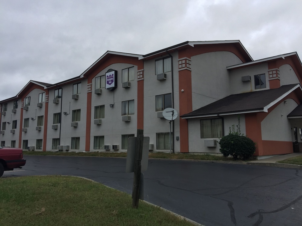 Super 8 Petersburg Hopewell 5/36