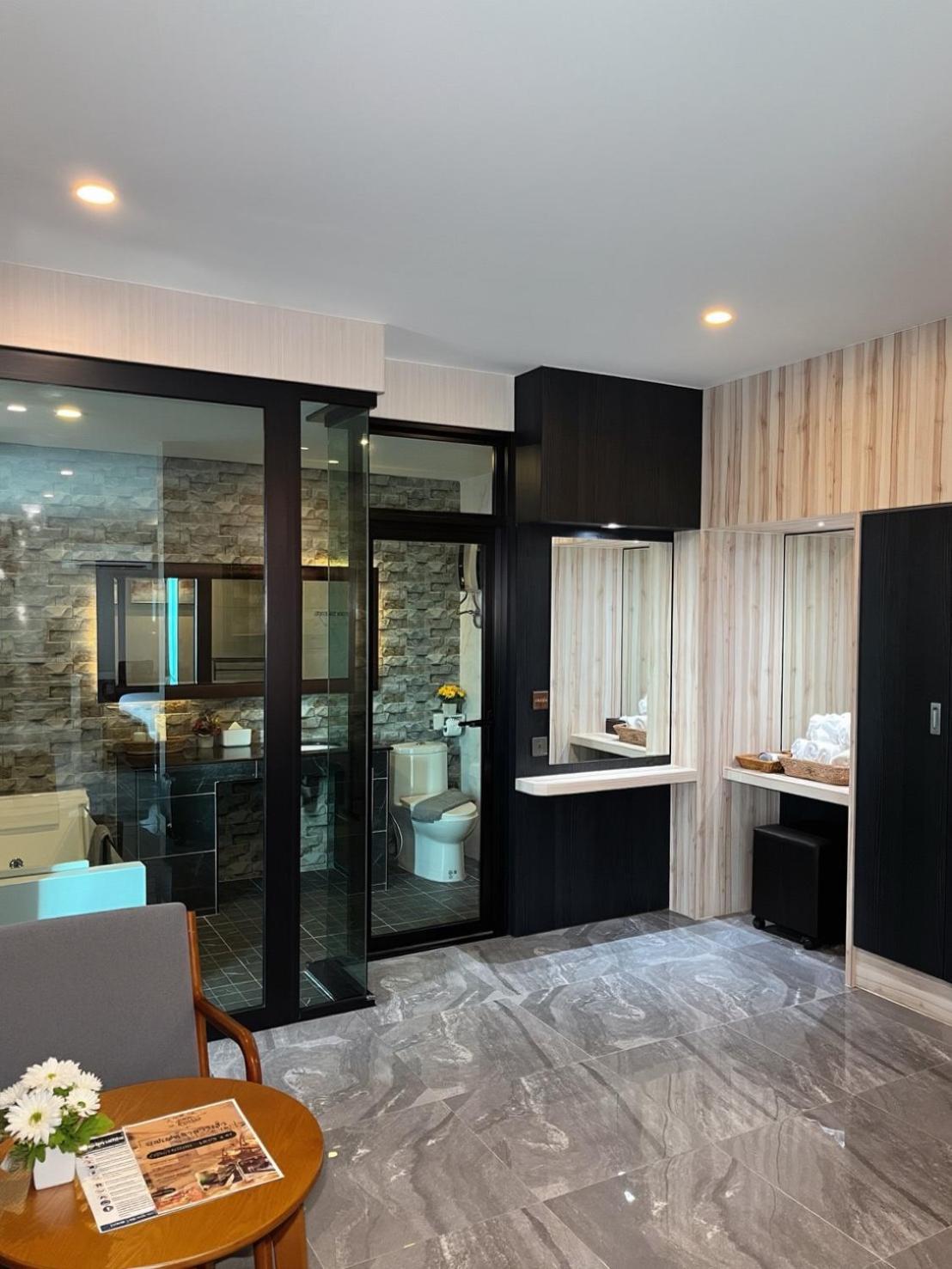 The Room Boutique Hotel 22/50