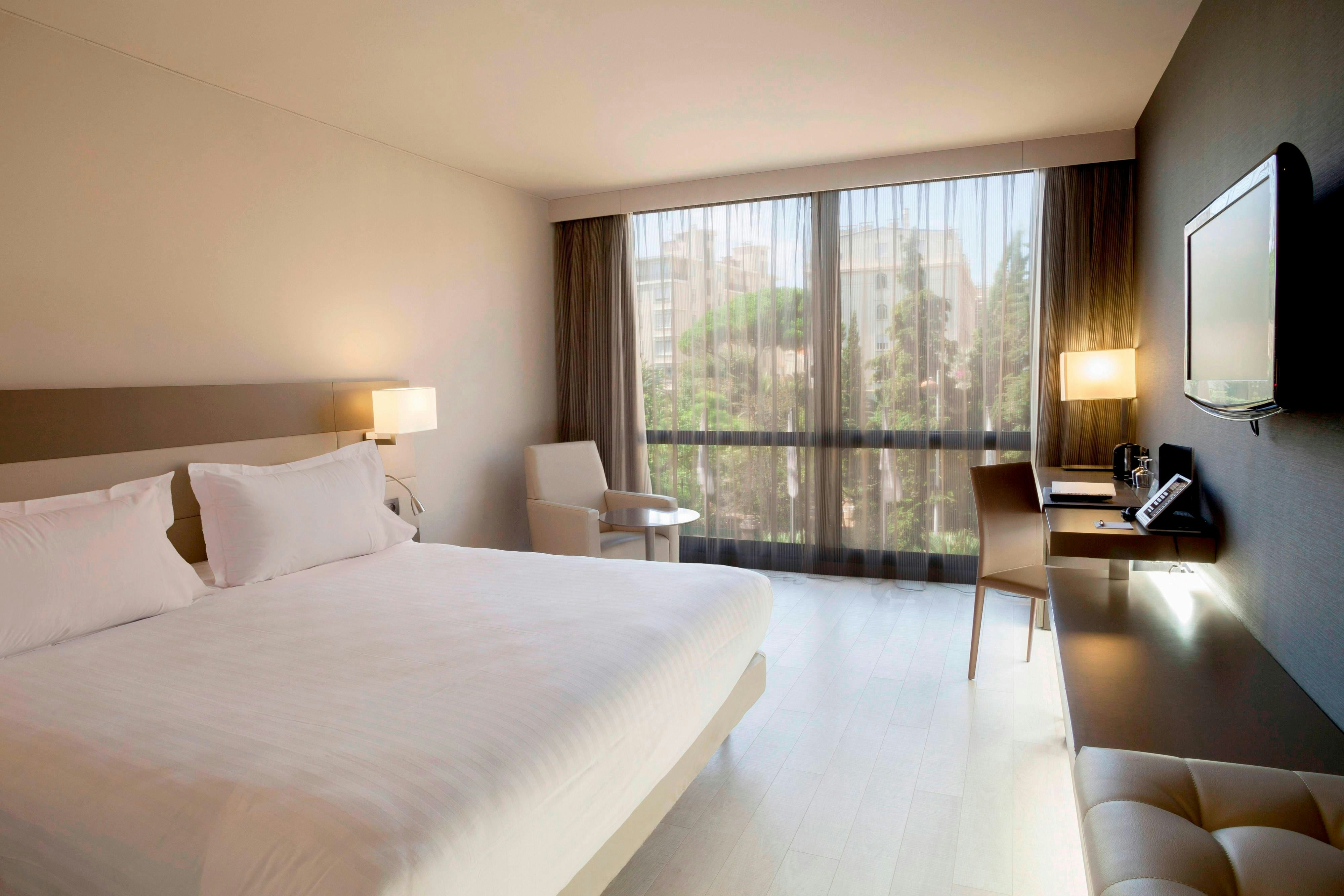 AC Hotel by Marriott Nice 2/2