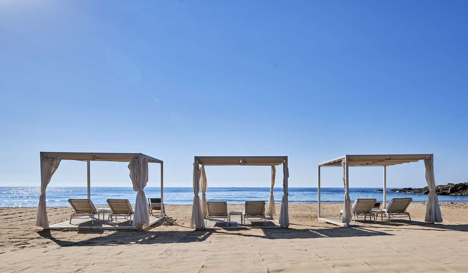 Baia di Chia Resort Sardinia, Curio Collection by Hilton 19/29