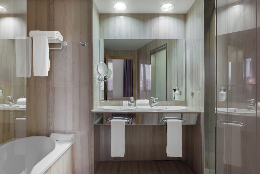Sb Ciutat de Tarragona Hotel 63/64
