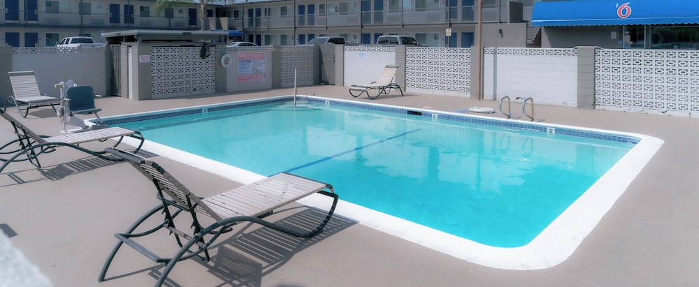 Motel6 Pico Rivera, CA - Los Angeles 45/60