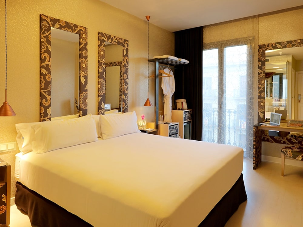 PREMIUM, DOUBLE BED