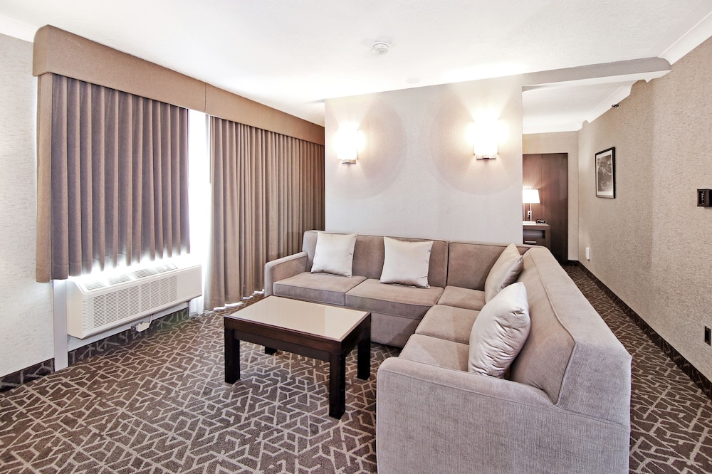 Best Western Plus Banff International Lodge 31/42