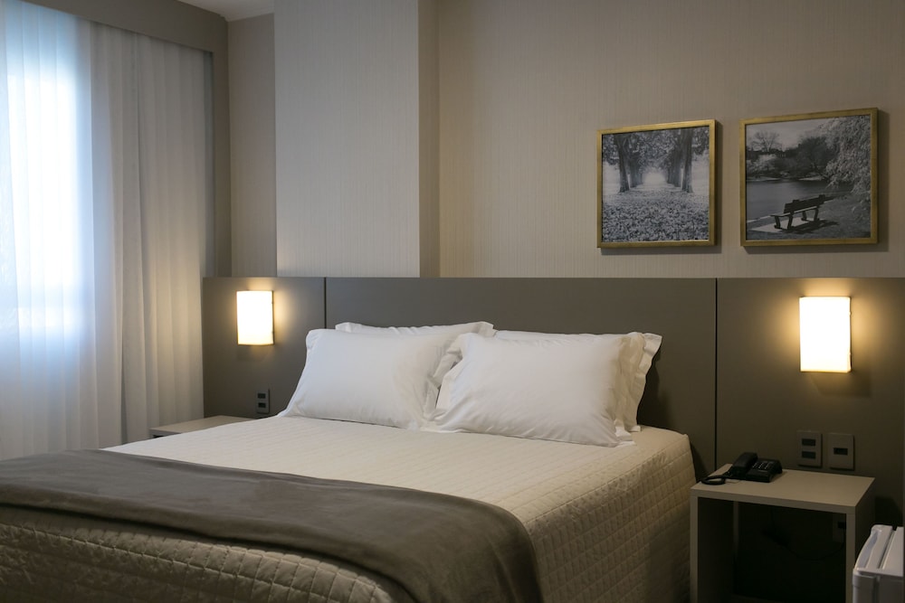 Tri Hotel Premium Criciuma 16/60