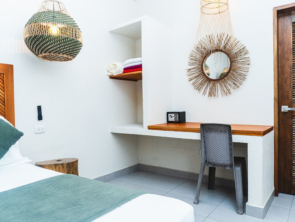 HUKUMEIZI HOTEL 6/50