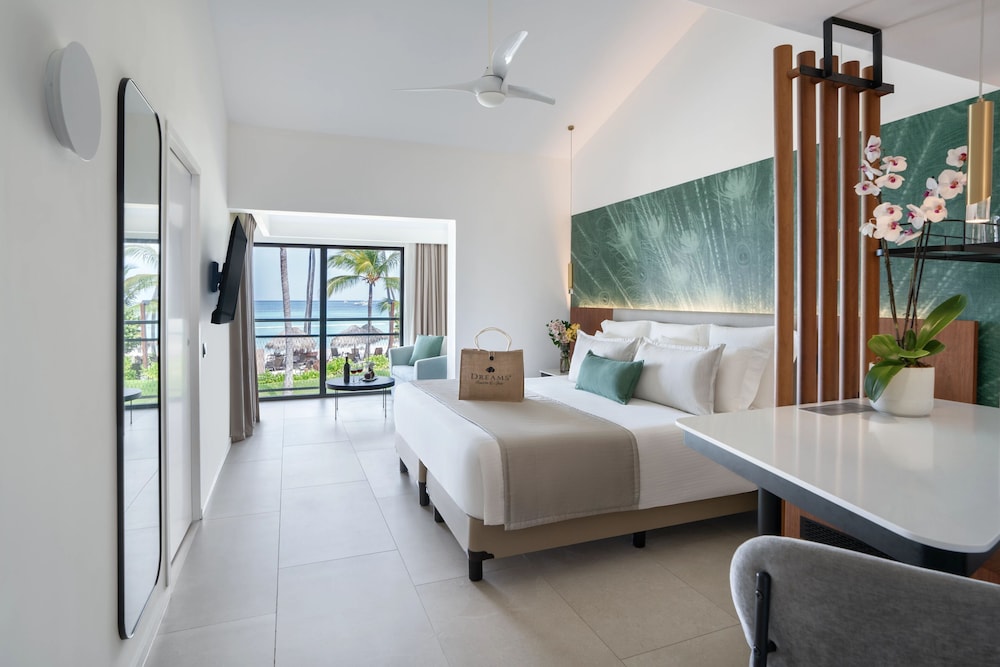 Preferred Club, Junior Suite, 2 Double Beds, Ocean View