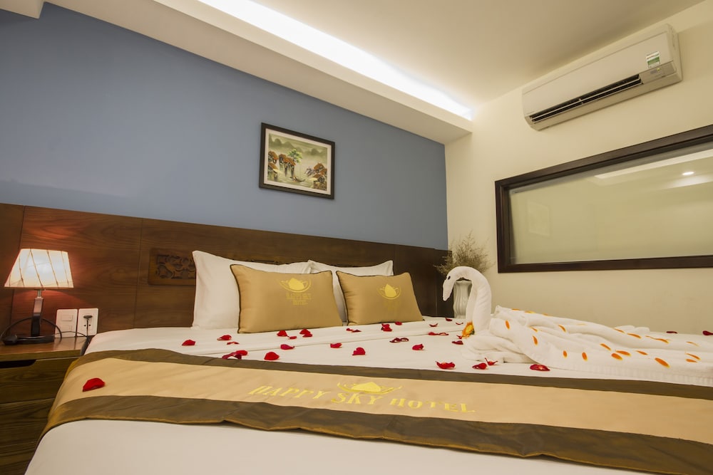 Sapphire Hotel 23/35