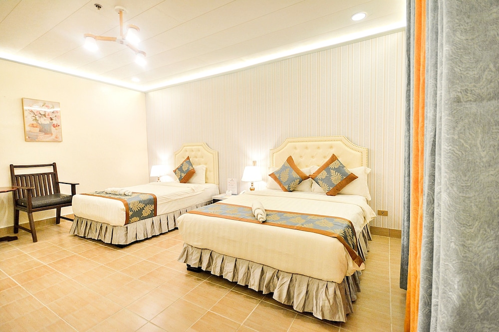Royal Park Resort Hotel 10/51