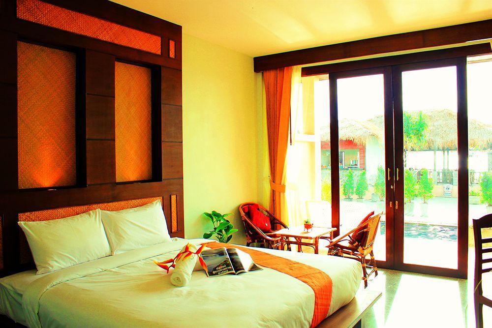 Peace Paradise Beach Resort 3/65