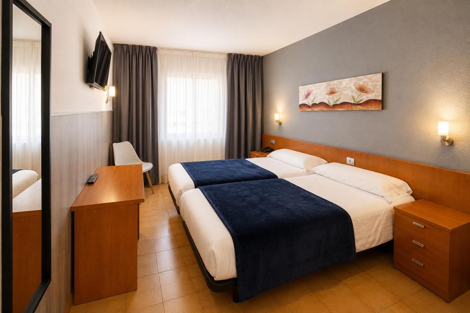غرفة بسرير مزدوج أو سريرين منفصلين، Hotel Casado 2/10