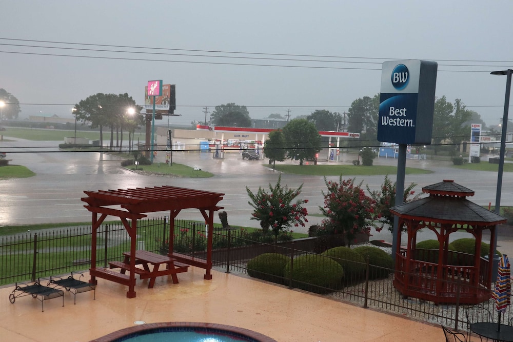 Best Western Lake Conroe Inn 34/36