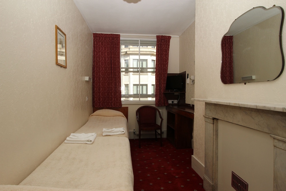 Ridgemount Hotel 45/61
