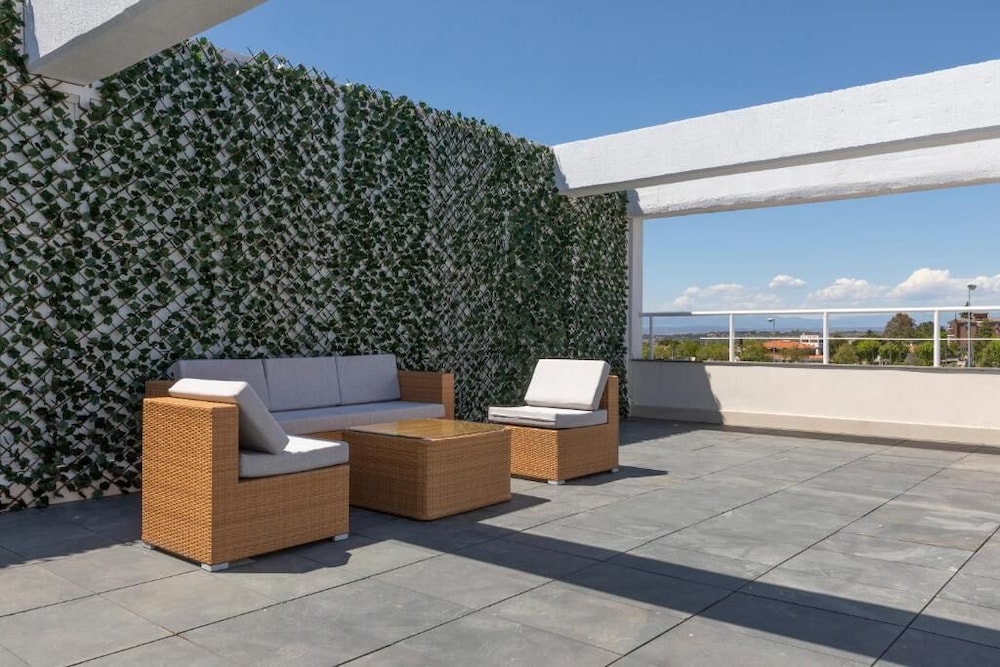 VILLA ODON 9/50